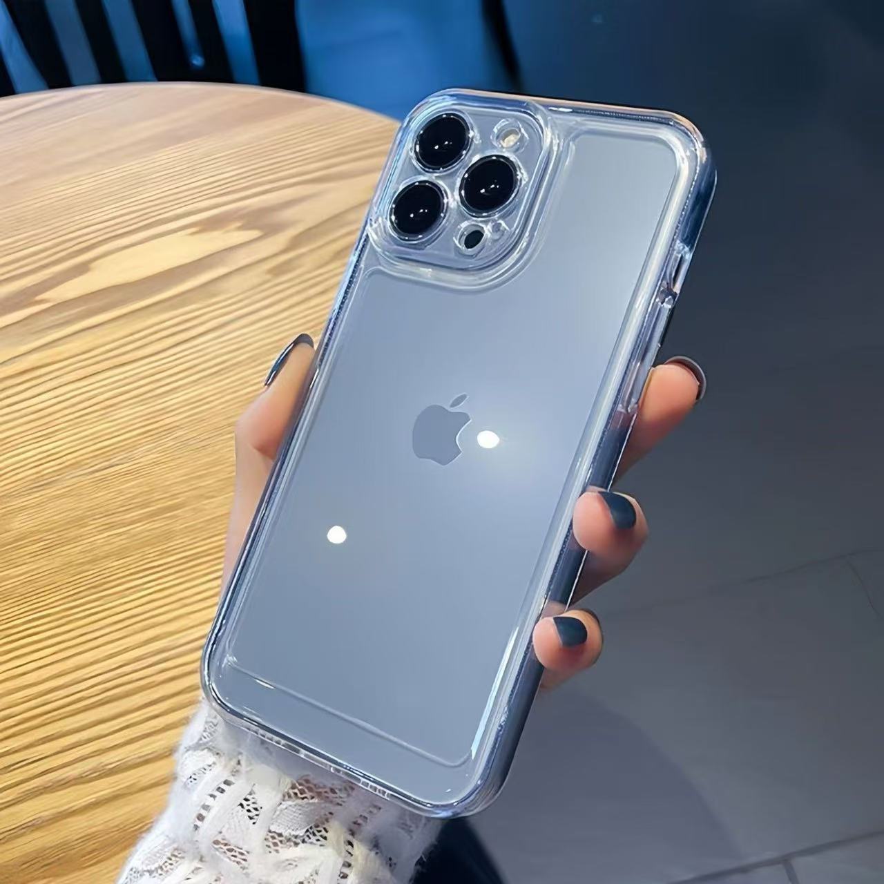 The new minimalist and empty shell is suitable for Apple phone cases